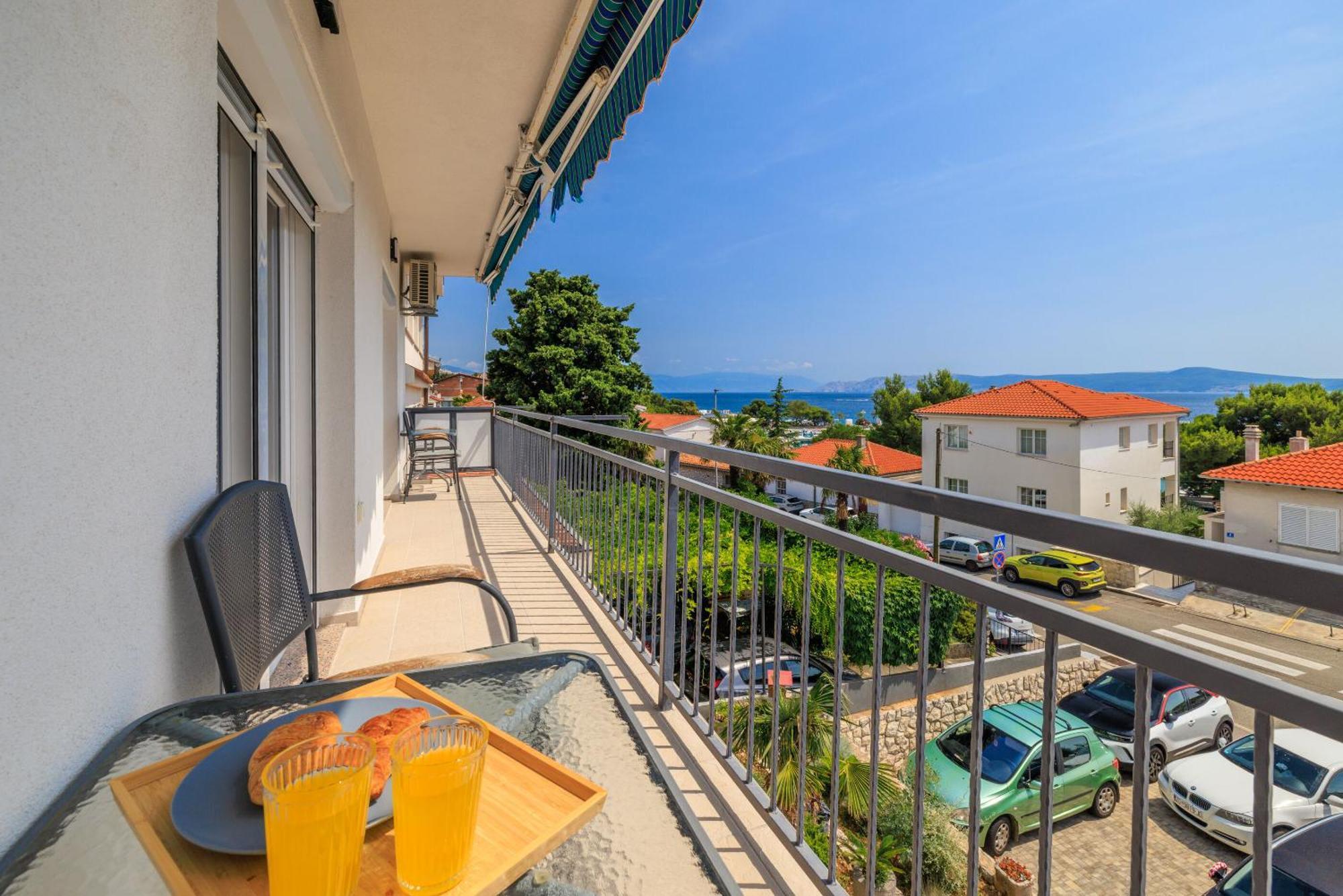 Apartment Mladen Цриквеница Экстерьер фото
